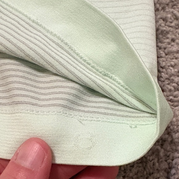 Mint Green lululemon Swiftly Tech Women's Top size 6 - Picture 3 of 8